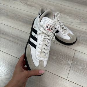 Adidas Sambas